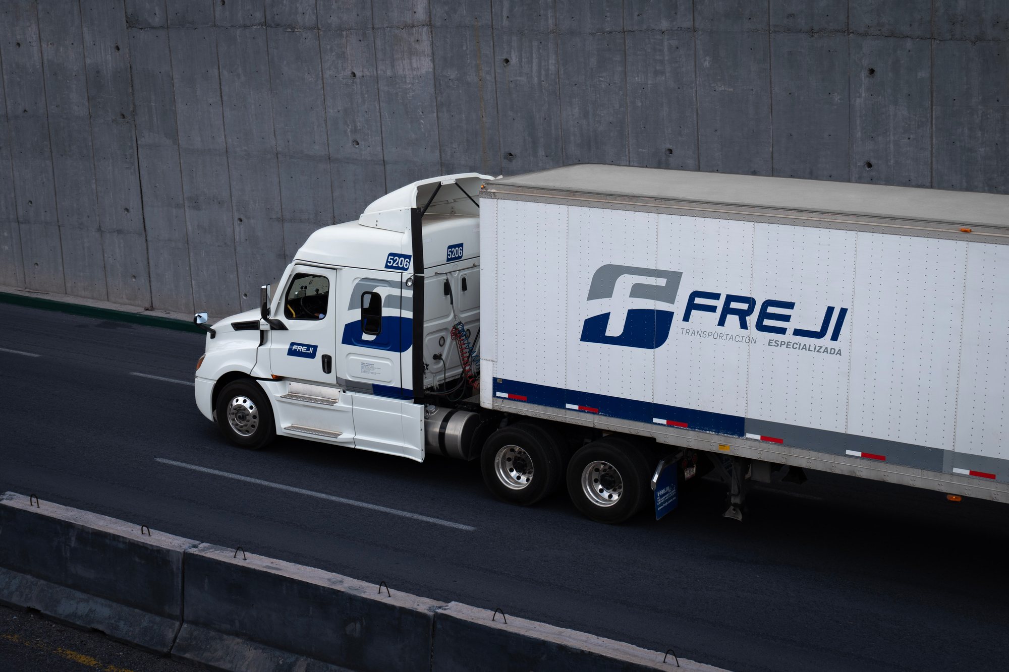 Unidad de Freji lista para salir en servicio spot